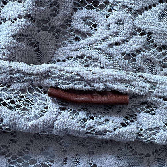 Krista Norris Mauve Lace Scarf - Picture 7 of 7